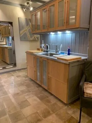 Engler Gartenstrasse 32 *