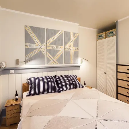 Engler Gartenstrasse 32 *